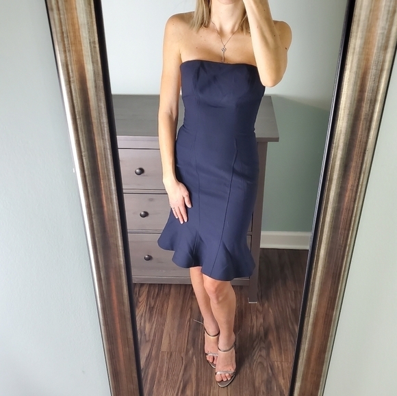 NEW Cinq a Sept Navy Blue Strapless Midi Dress - Picture 1 of 6